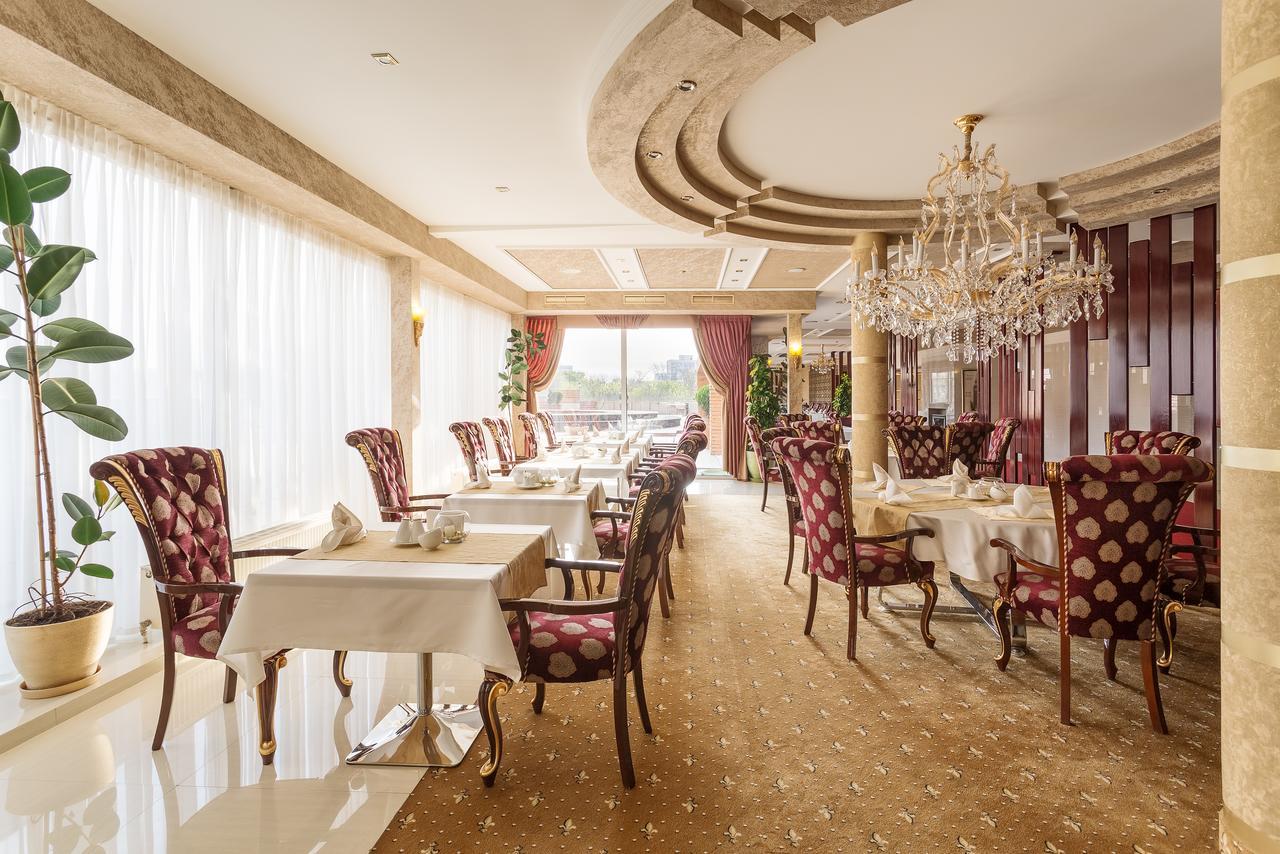 Ark Palace Hotel & Spa Οδησσός Εξωτερικό φωτογραφία