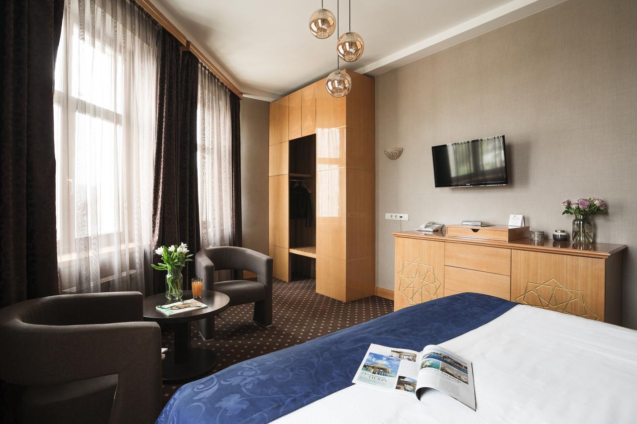 Ark Palace Hotel & Spa Οδησσός Εξωτερικό φωτογραφία